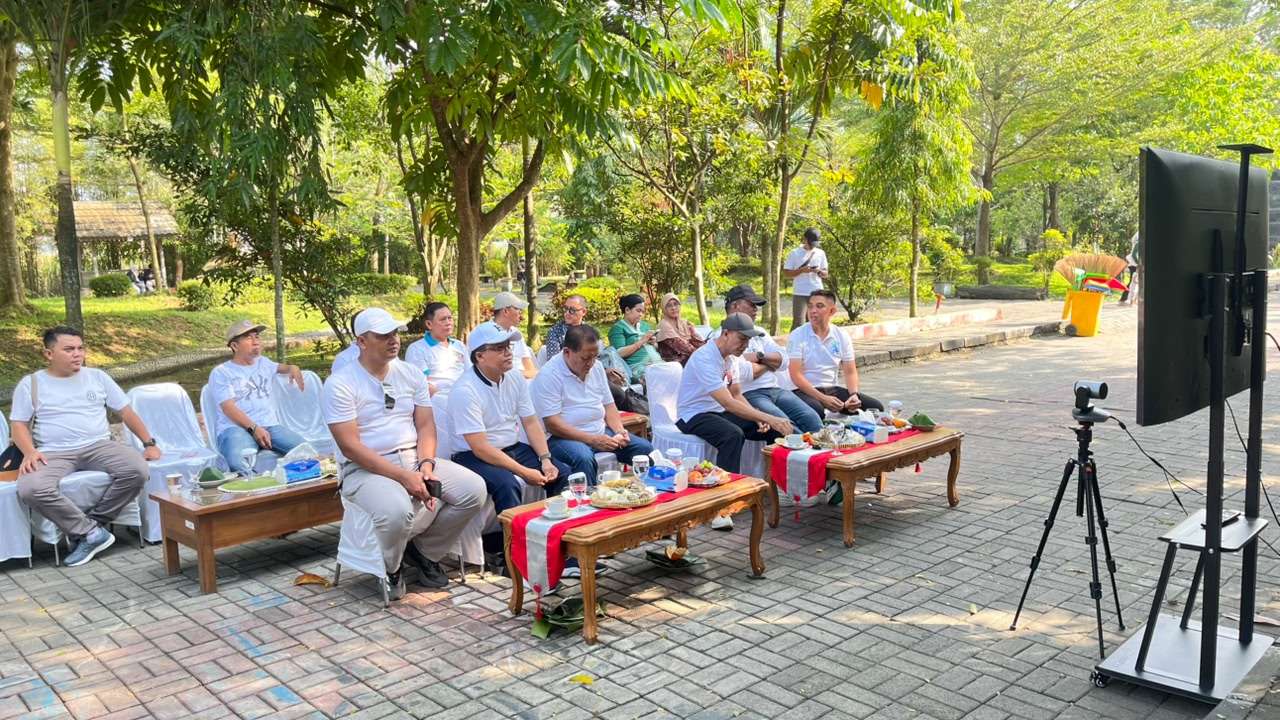 Zoom Meeting dengan Presiden dalam Peringatan HLH