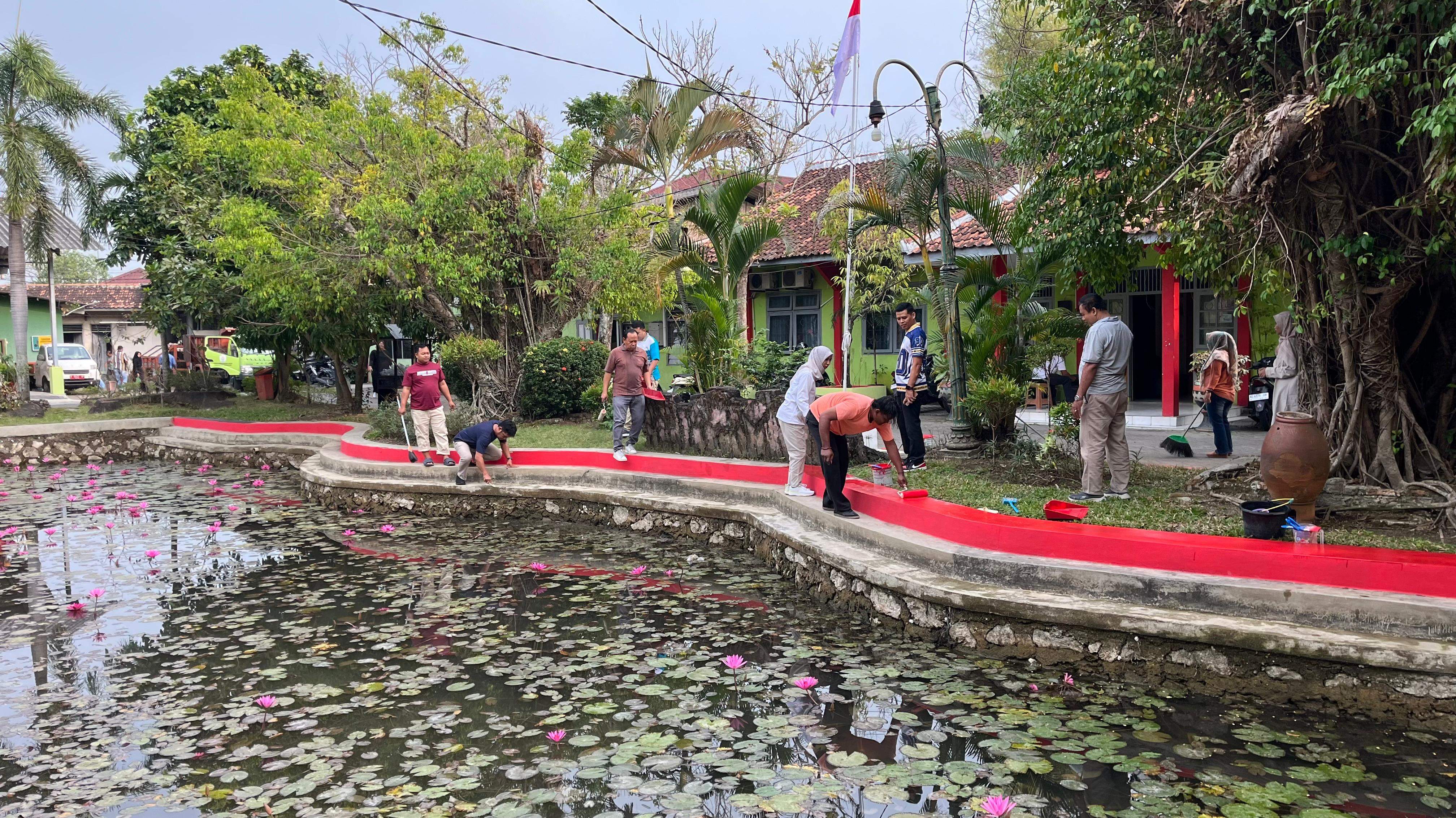 WFH Ditiadakan, DLH Grobogan Laksanakan Resik-resik Desa Lan Kutha Sambut HUT ke-81 RI