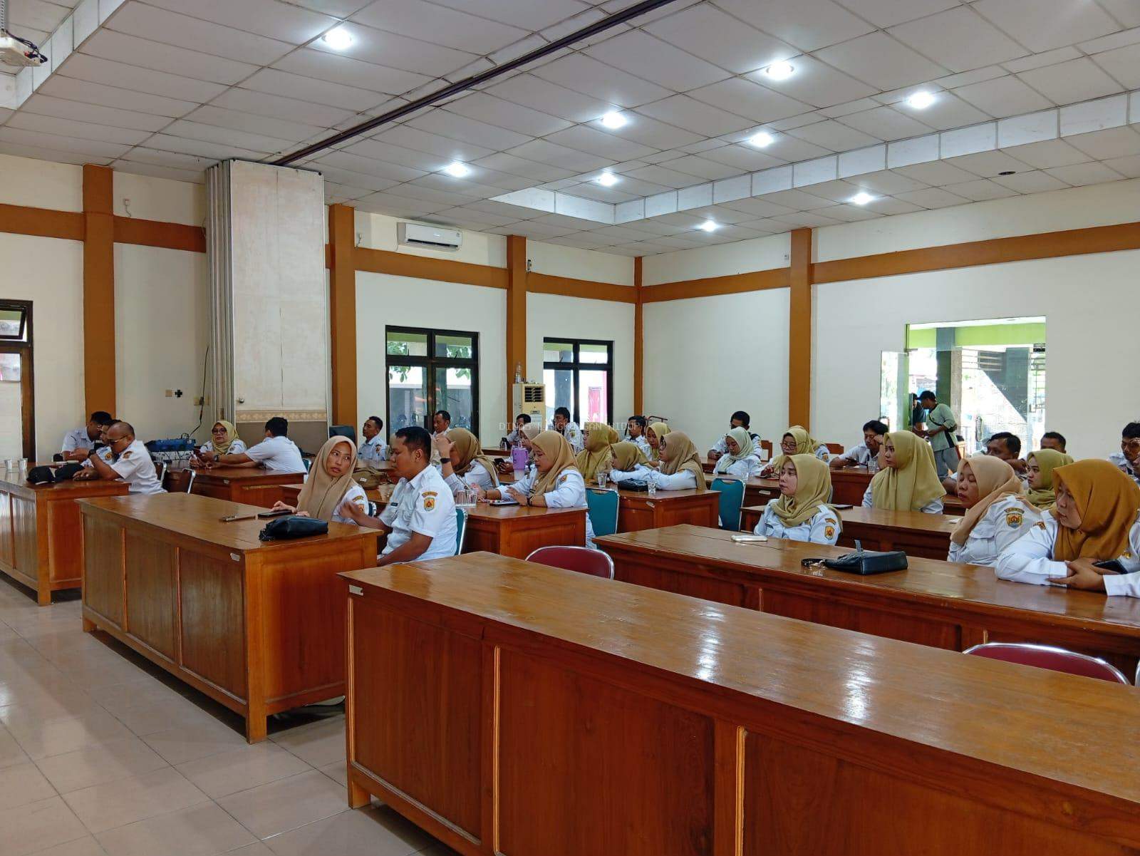Dinas Lingkungan Hidup Tindaklanjuti Sosialisasi Perpanjangan Masa Kerja PPPK Paruh Waktu